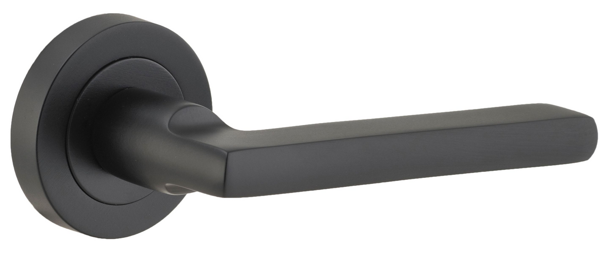 Iver Baltimore Lever 1/2 Set Rnd Backplate Left Hand 52 X 58mm