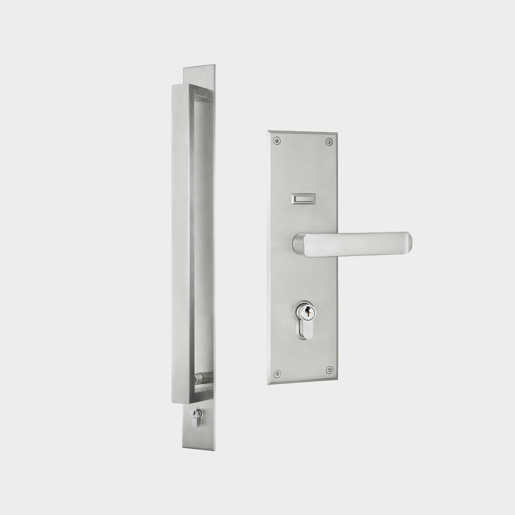 Gainsborough Trilock Omni Entrance Lever Set With 600mm Pull Handle Dbl Cylinder