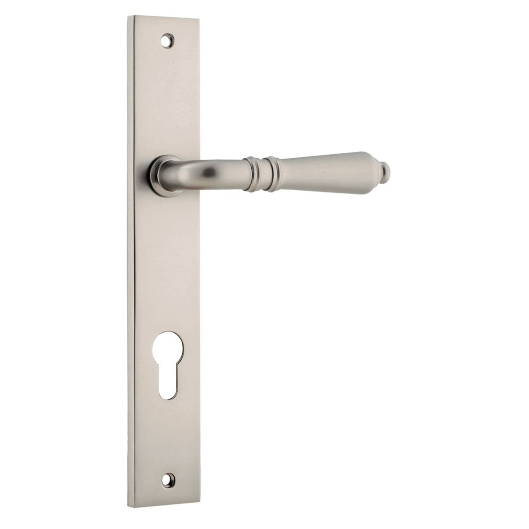Iver Sarlat Entrance Lever Set Rect Backplate 240 X 38 X 55mm