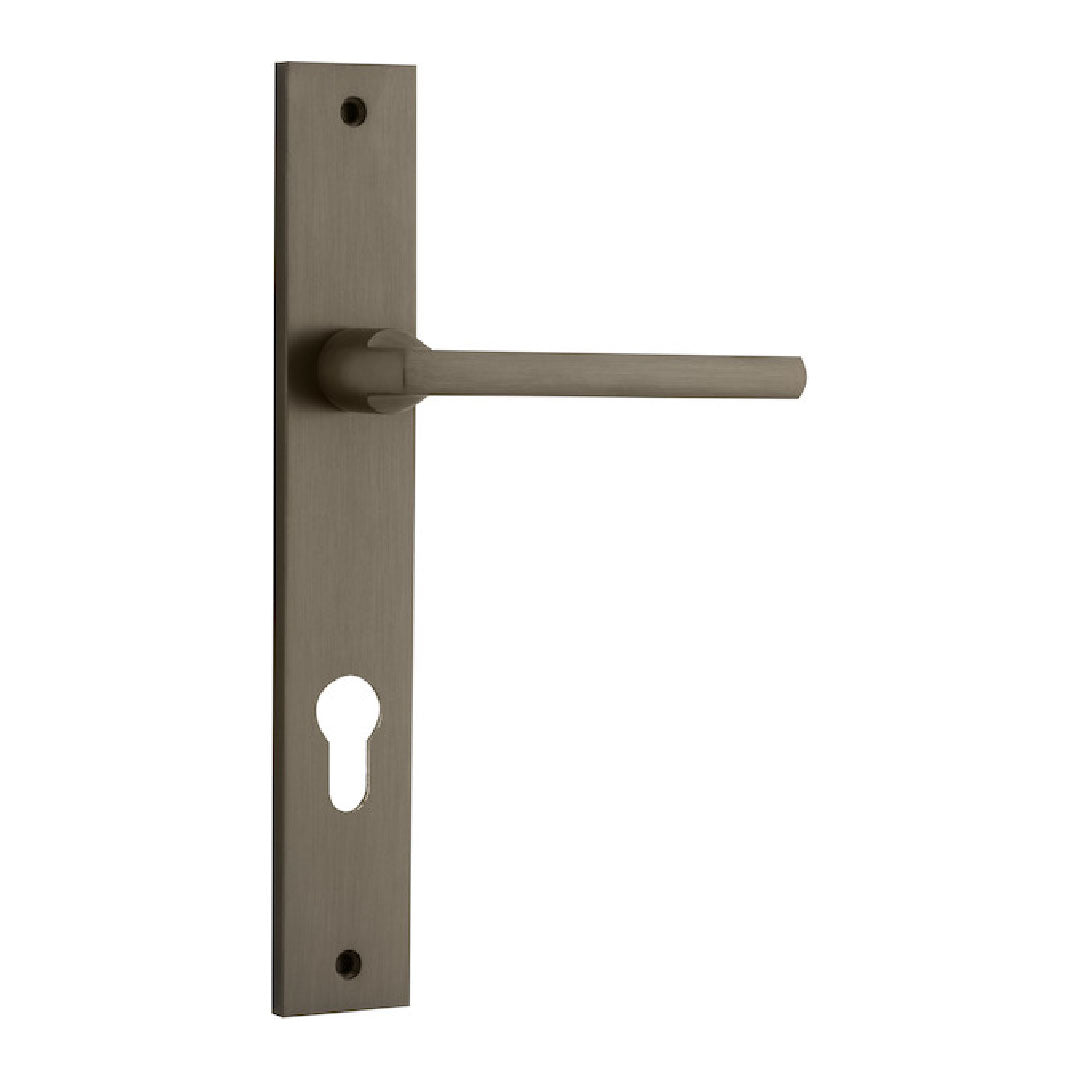 Iver Baltimore Entrance Lever Set Rect Backplate 240 X 38