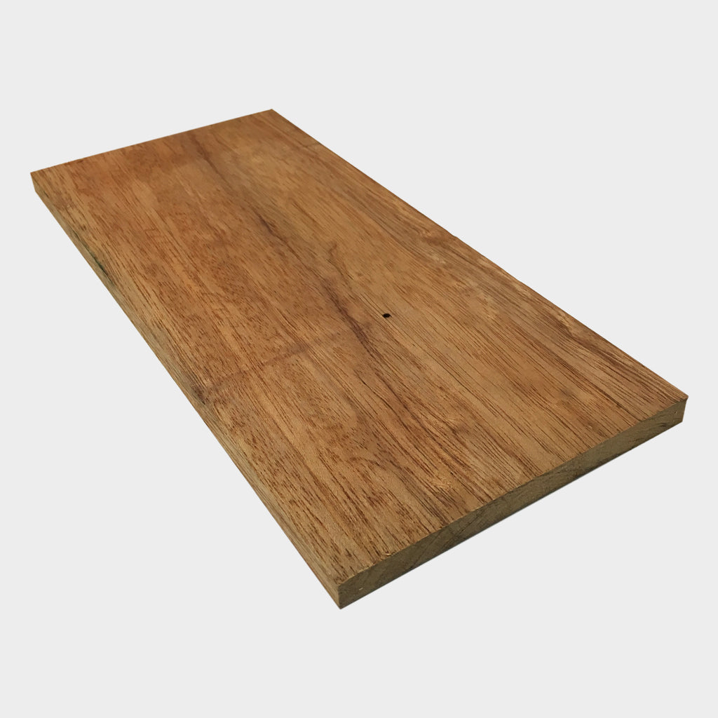 Meranti Moulding Dar