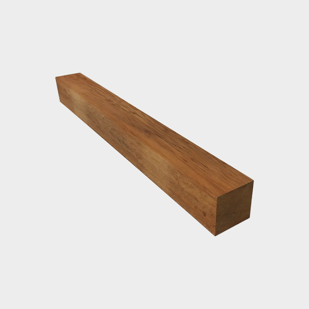 Meranti Moulding Dar