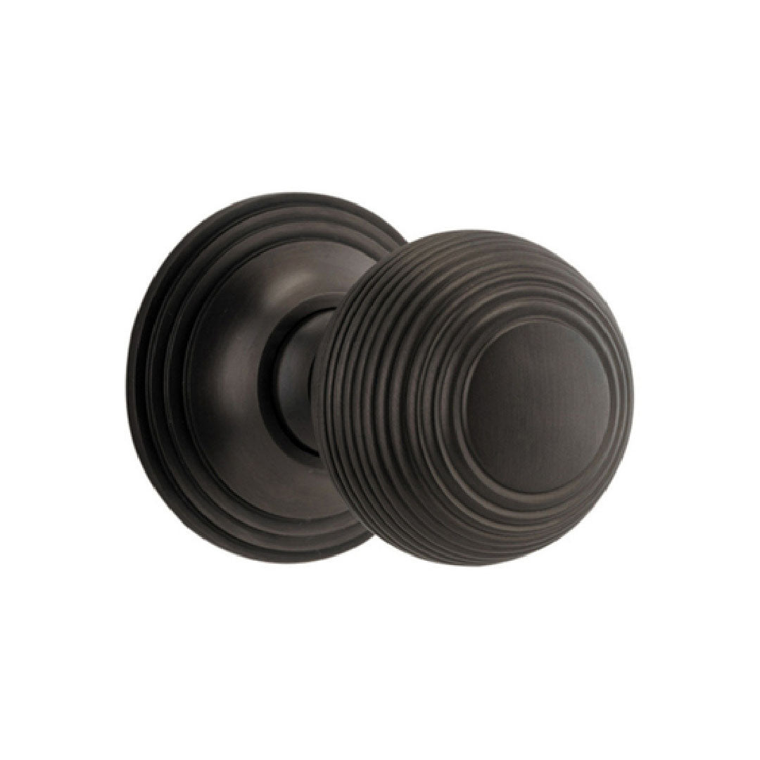IVER GUILDFORD PASSAGE KNOB RND BACK PLATE 52 X 10MM
