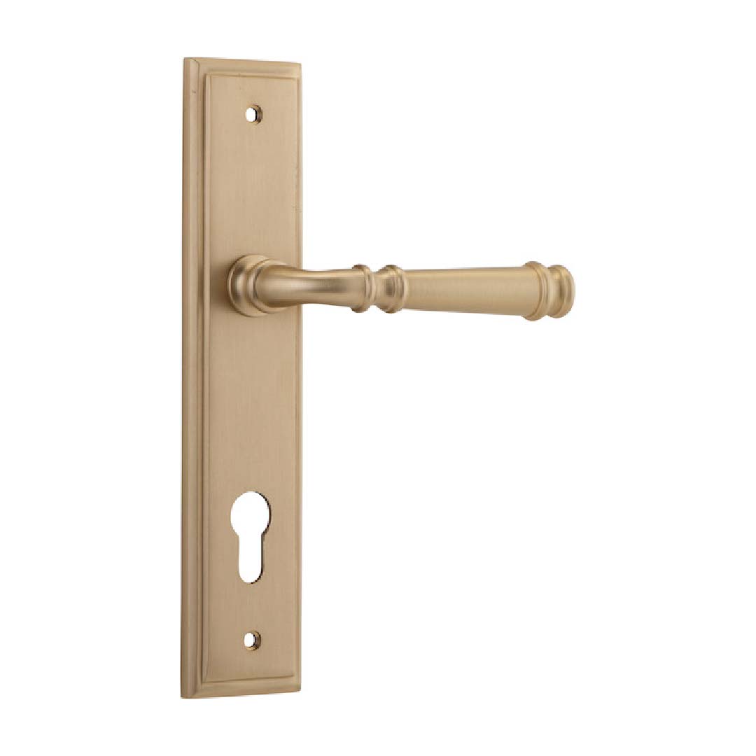 Iver Verona Entrance Lever Set Stepped Backplate 237 X 50 X 58mm